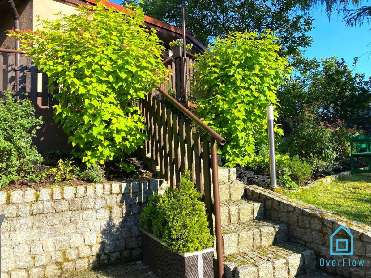 Holibobos - Całoroczny Domek w Kamieniu nad Jeziorem Zewnętrze zdjęcie
